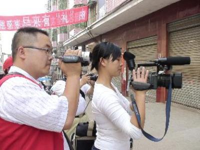 点击新窗口打开大图